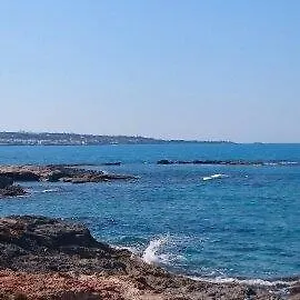Lovely Holidays فندق